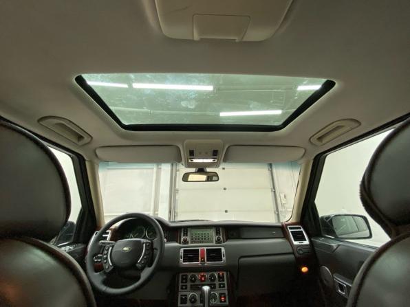 Land Rover Range Rover III Рестайлинг с пробегом 2006 года, цена 865 000 рублей, 259924 км, внедорожник, Автокод Объявления