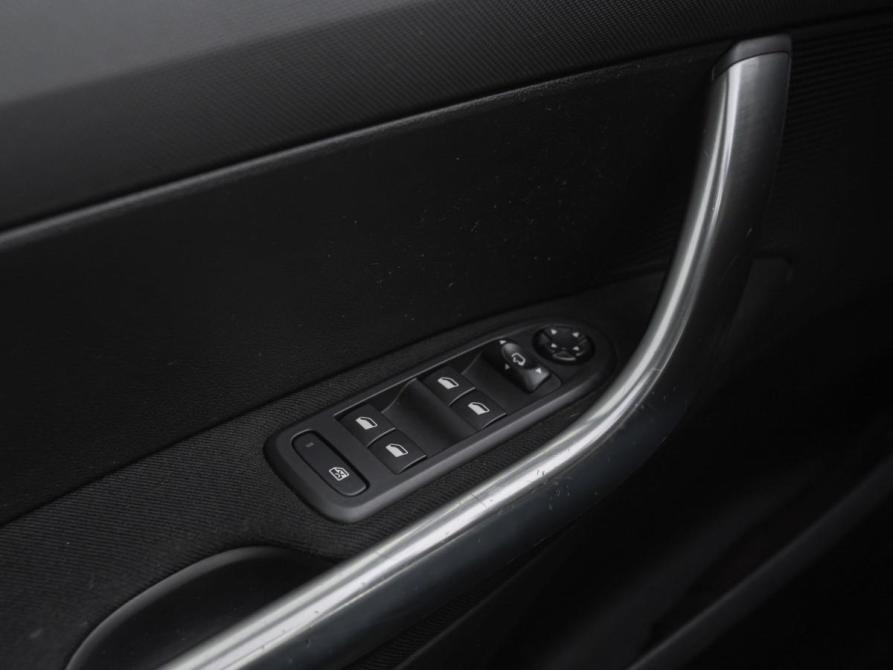 Peugeot 408 I Санкт-Петербург  - изображение 8
