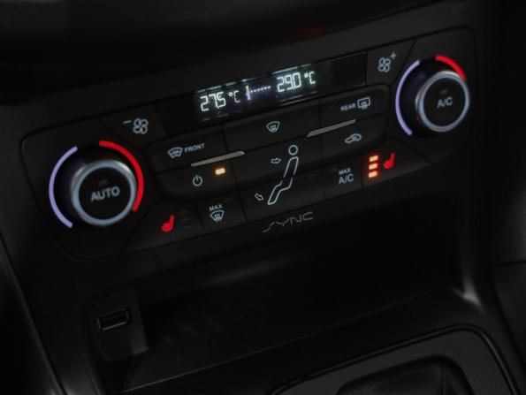 Ford Focus III Рестайлинг с пробегом 2018 года, цена 989 000 рублей, 183124 км, универсал, Автокод Объявления