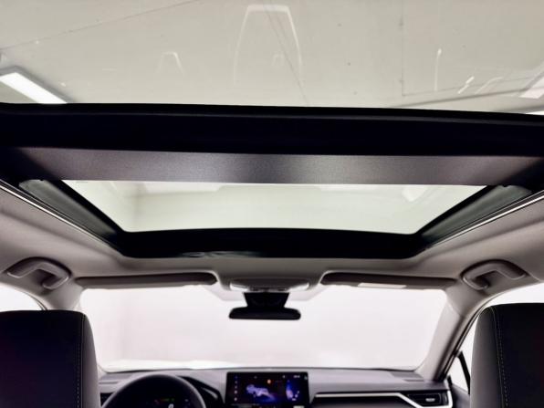 Toyota RAV4 V (XA50) с пробегом 2025 года, цена 4 450 000 рублей, 6 км, внедорожник, Автокод Объявления