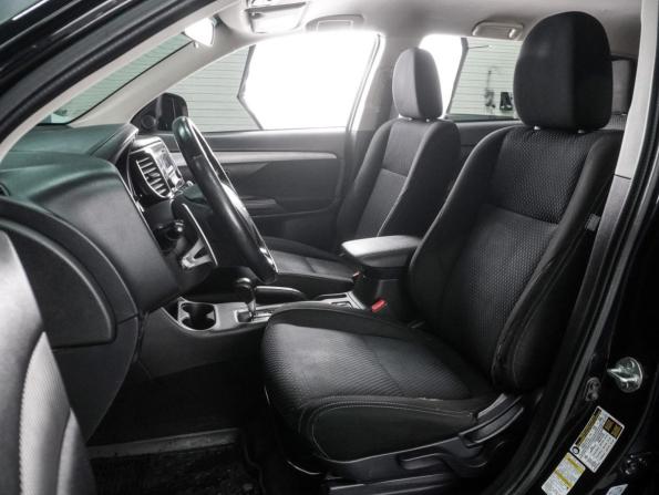 Mitsubishi Outlander III Рестайлинг 2 с пробегом 2016 года, цена 1 999 000 рублей, 187040 км, внедорожник, Автокод Объявления
