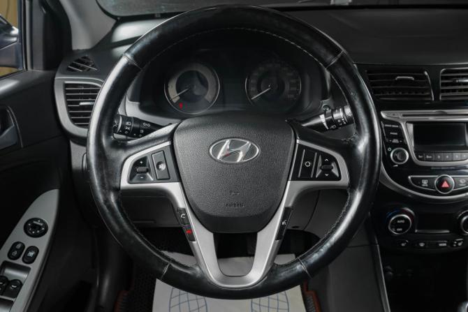 Hyundai Solaris I с пробегом 2014 года, цена 799 000 рублей, 168593 км, седан, Автокод Объявления