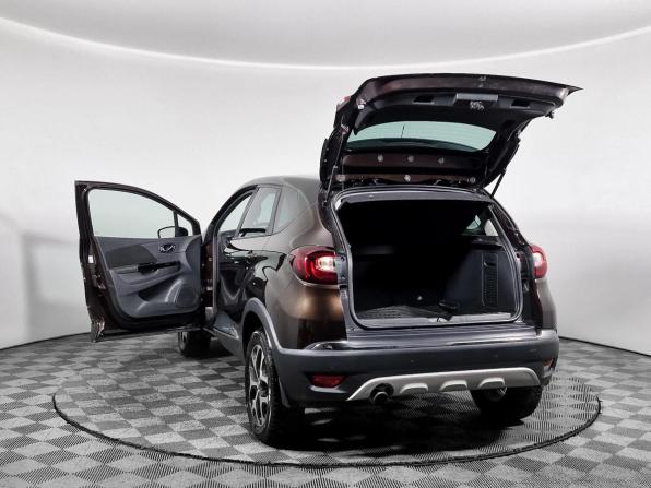 Renault Kaptur I с пробегом 2018 года, цена 1 209 000 рублей, 154100 км, внедорожник, Автокод Объявления