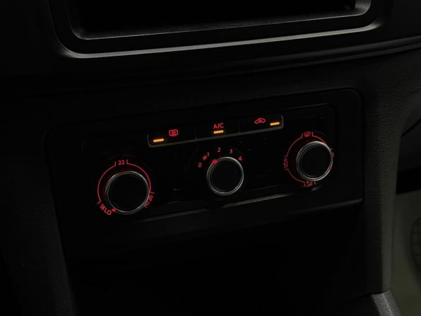 Volkswagen Amarok I с пробегом 2012 года, цена 1 860 000 рублей, 219551 км, offers.body_type.unknown, Автокод Объявления
