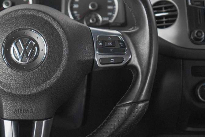Volkswagen Tiguan I Рестайлинг с пробегом 2016 года, цена 1 649 000 рублей, 157000 км, внедорожник, Автокод Объявления