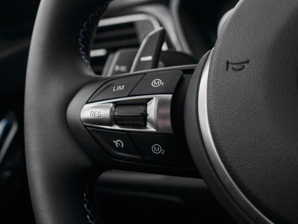 BMW 3 серии VI (F3x) Рестайлинг с пробегом 2017 года, цена 2 060 000 рублей, 180032 км, седан, Автокод Объявления