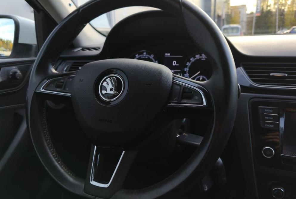 Skoda Rapid I Рестайлинг Сыктывкар  - изображение 19