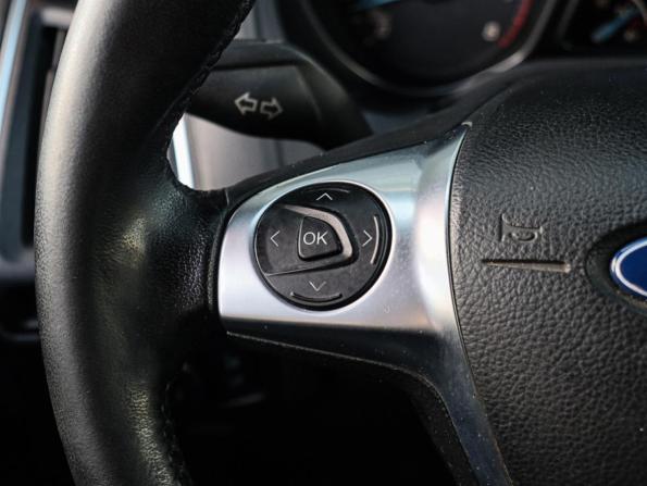 Ford Focus III с пробегом 2012 года, цена 728 000 рублей, 202822 км, хэтчбек, Автокод Объявления