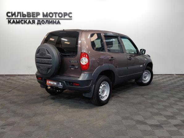 Chevrolet Niva I Рестайлинг с пробегом 2016 года, цена 670 000 рублей, 91300 км, внедорожник, Автокод Объявления