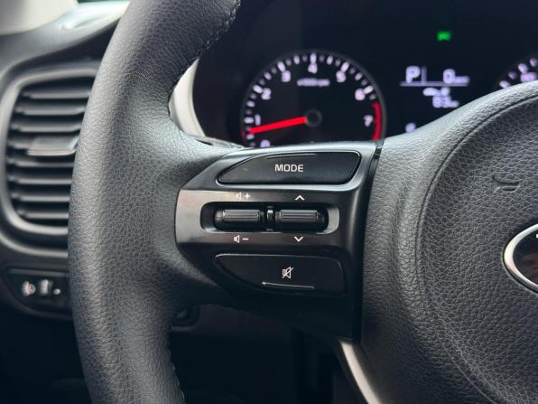Kia Rio IV Рестайлинг с пробегом 2020 года, цена 1 540 000 рублей, 120950 км, хэтчбек, Автокод Объявления