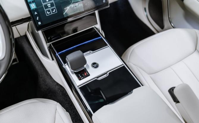 Новый Land Rover Range Rover V 2026 года, цена 27 490 000 рублей, внедорожник, Автокод Объявления