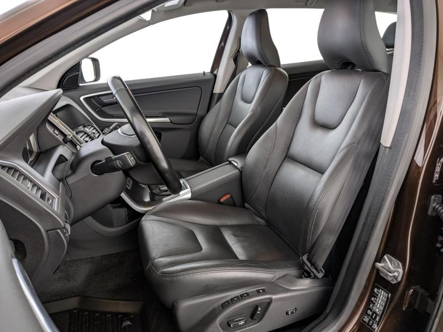 Volvo XC60 I Рестайлинг Москва  - изображение 20