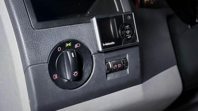 Volkswagen Caravelle T5 Рестайлинг с пробегом 2012 года, цена 1 790 000 рублей, 280000 км, минивэн, Автокод Объявления
