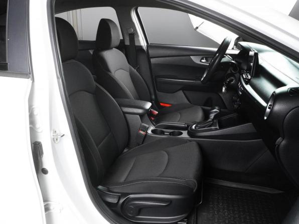 Kia Forte II Рестайлинг с пробегом 2018 года, цена 1 399 000 рублей, 156643 км, седан, Автокод Объявления