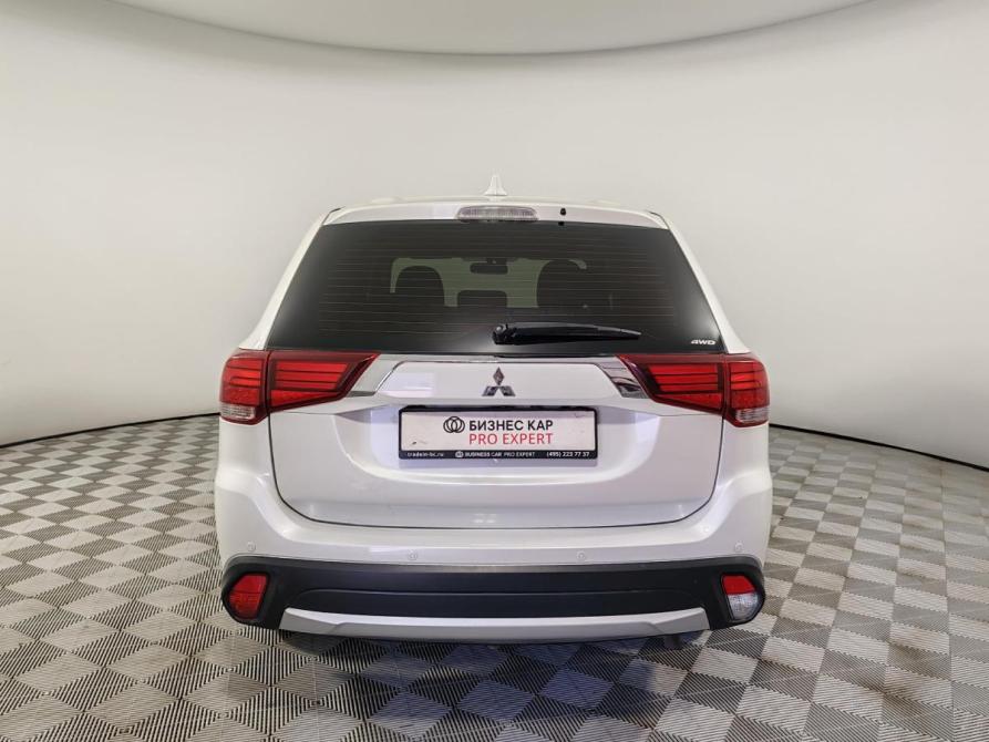 Mitsubishi Outlander III Рестайлинг 2 Москва  - изображение 6