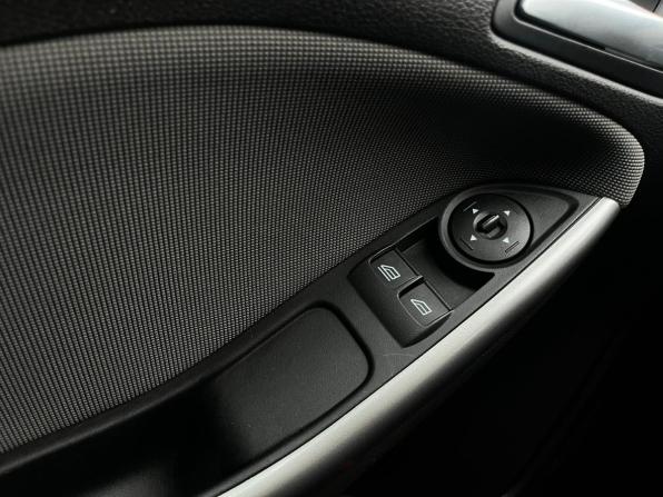Ford Focus III с пробегом 2014 года, цена 919 000 рублей, 85000 км, седан, Автокод Объявления