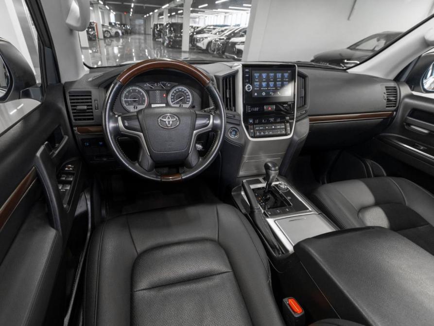 Toyota Land Cruiser 200 Series Рестайлинг 2 Москва  - изображение 7