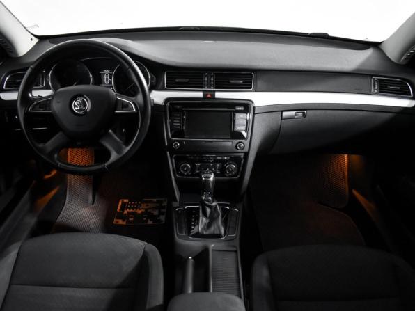 Skoda Superb II Рестайлинг с пробегом 2015 года, цена 1 180 000 рублей, 137000 км, лифтбек, Автокод Объявления