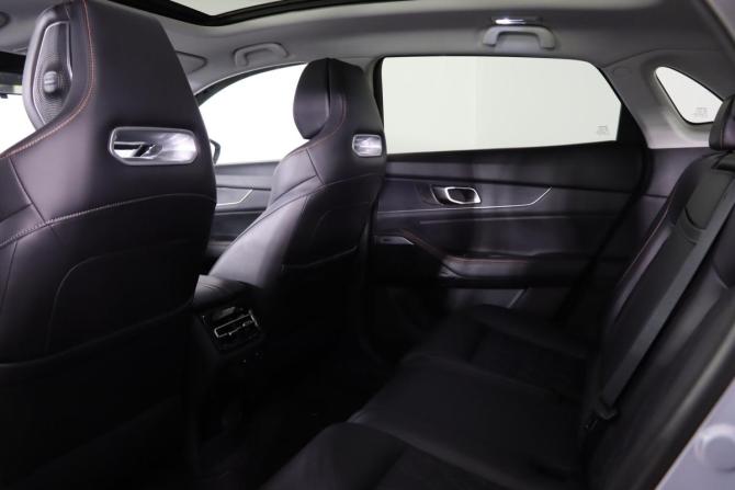 Changan UNI-K с пробегом 2023 года, цена 3 099 990 рублей, 33602 км, внедорожник, Автокод Объявления