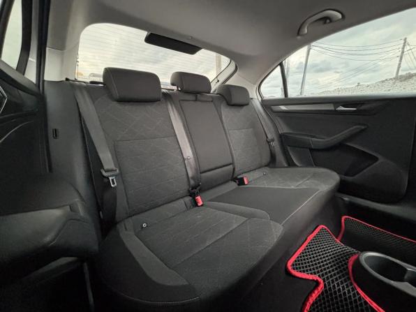 Volkswagen Polo VI с пробегом 2022 года, цена 1 585 000 рублей, 85323 км, лифтбек, Автокод Объявления