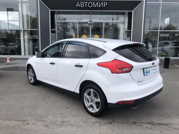 Ford Focus III Рестайлинг с пробегом 2015 года, цена 890 000 рублей, 186574 км, хэтчбек, Автокод Объявления