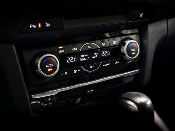 Mazda 6 III (GJ) Рестайлинг с пробегом 2015 года, цена 1 700 000 рублей, 94632 км, седан, Автокод Объявления