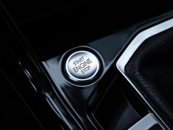 Volkswagen Tayron I с пробегом 2020 года, цена 2 895 000 рублей, 34192 км, внедорожник, Автокод Объявления