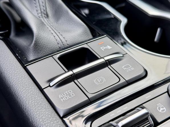 Kia K5 III с пробегом 2021 года, цена 2 765 000 рублей, 77885 км, седан, Автокод Объявления