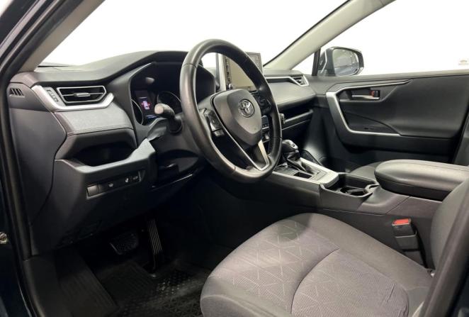 Toyota RAV4 V (XA50) с пробегом 2020 года, цена 3 100 000 рублей, 136841 км, внедорожник, Автокод Объявления