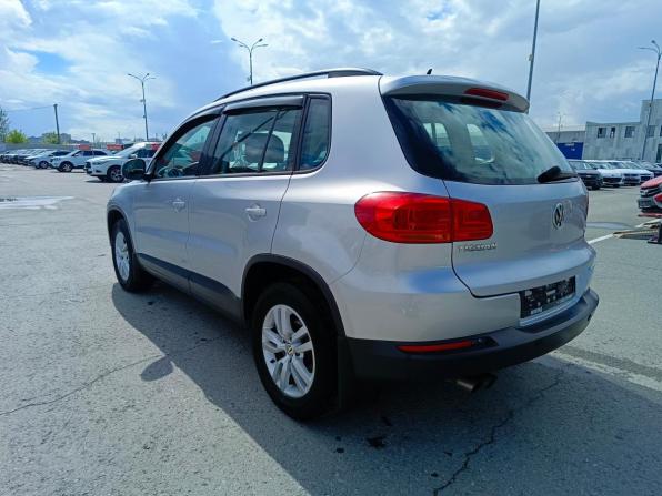 Volkswagen Tiguan I Рестайлинг с пробегом 2016 года, цена 1 879 995 рублей, 118240 км, внедорожник, Автокод Объявления