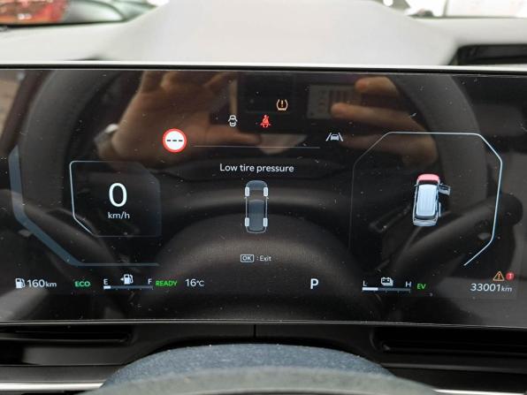 Kia Carnival IV Рестайлинг с пробегом 2025 года, цена 5 740 000 рублей, 33000 км, минивэн, Автокод Объявления