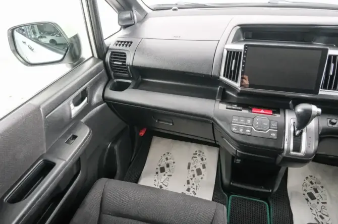 Honda Stepwgn IV Рестайлинг с пробегом 2013 года, цена 1 469 000 рублей, 260000 км, минивэн, Автокод Объявления