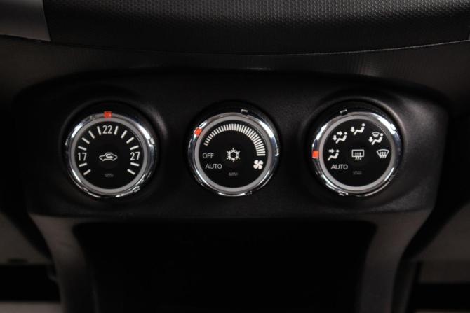 Peugeot 4007 с пробегом 2011 года, цена 919 000 рублей, 243657 км, внедорожник, Автокод Объявления