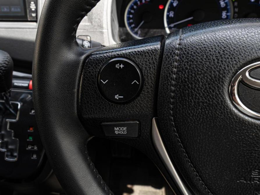 Toyota ISis I Рестайлинг Краснодар  - изображение 17