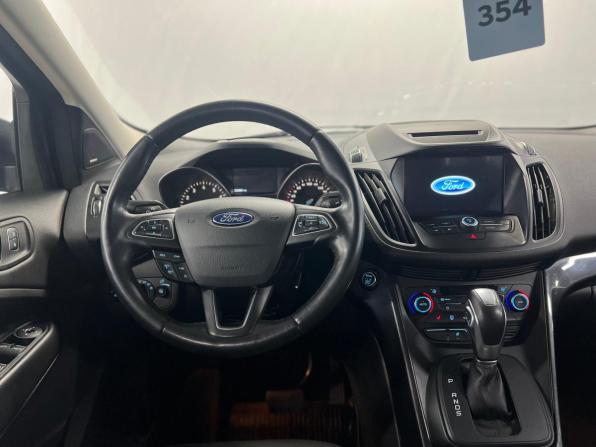 Ford Kuga II Рестайлинг с пробегом 2019 года, цена 1 100 000 рублей, 253000 км, внедорожник, Автокод Объявления