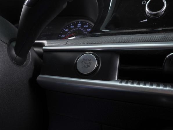 Kia K5 III с пробегом 2022 года, цена 2 310 000 рублей, 115600 км, седан, Автокод Объявления
