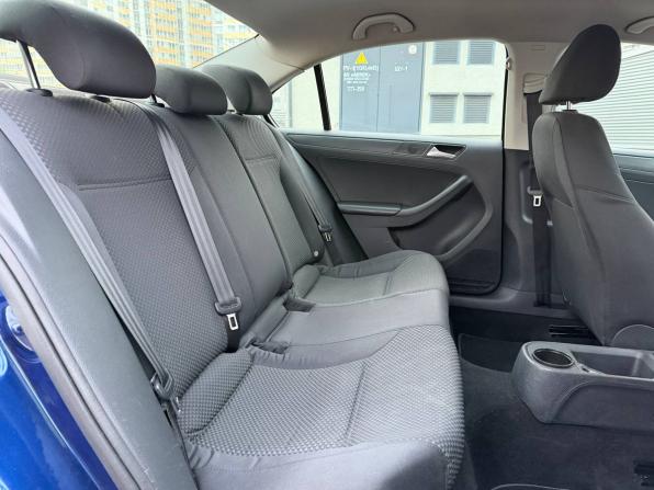 Volkswagen Jetta VI Рестайлинг с пробегом 2014 года, цена 645 000 рублей, 203701 км, седан, Автокод Объявления