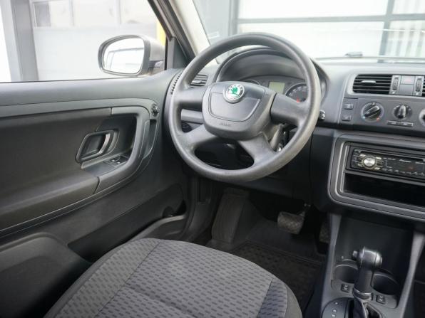 Skoda Fabia II Рестайлинг с пробегом 2011 года, цена 640 000 рублей, 183245 км, хэтчбек, Автокод Объявления