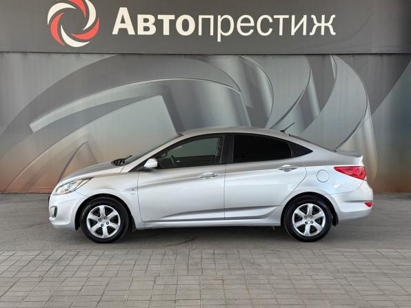 Hyundai Solaris I с пробегом 2013 года, цена 793 000 рублей, 158813 км, седан, Автокод Объявления