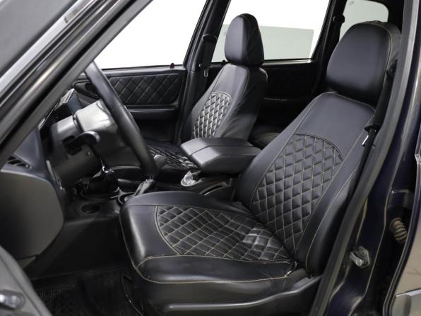 Chevrolet Niva I Рестайлинг с пробегом 2013 года, цена 649 500 рублей, 175731 км, внедорожник, Автокод Объявления