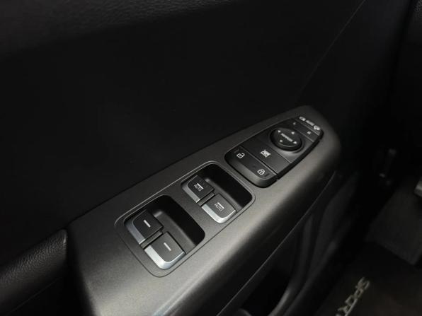 Kia Sportage IV с пробегом 2017 года, цена 1 879 000 рублей, 148500 км, внедорожник, Автокод Объявления