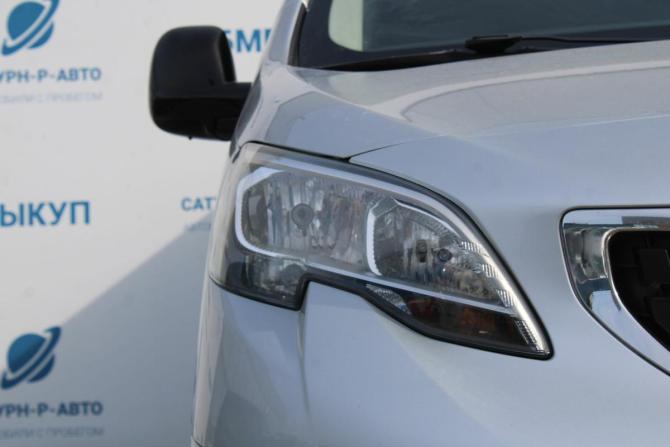 Peugeot Traveller I с пробегом 2021 года, цена 2 800 000 рублей, 219000 км, минивэн, Автокод Объявления