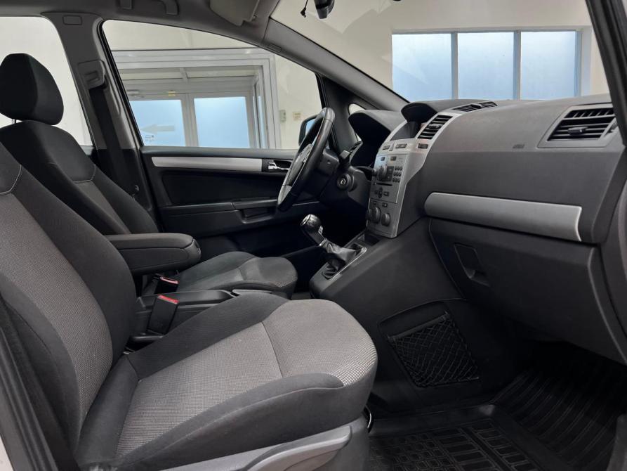 Opel Zafira B Рестайлинг Волгоград  - изображение 28