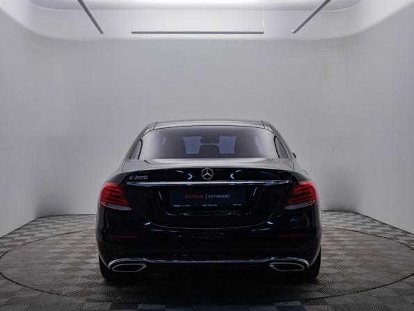 Mercedes-Benz E-Класс V (W213 S213 C238) с пробегом 2016 года, цена 2 638 000 рублей, 111731 км, седан, Автокод Объявления