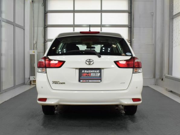 Toyota Corolla XI (E160 E170) Рестайлинг 2 с пробегом 2018 года, цена 1 425 995 рублей, 106241 км, универсал, Автокод Объявления