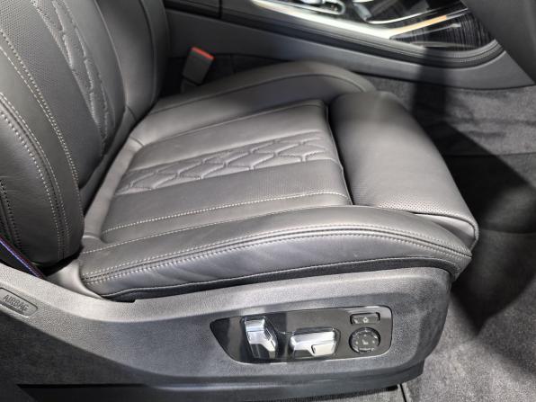 BMW X7 I (G07) Рестайлинг с пробегом 2025 года, цена 16 480 000 рублей, 4131 км, внедорожник, Автокод Объявления
