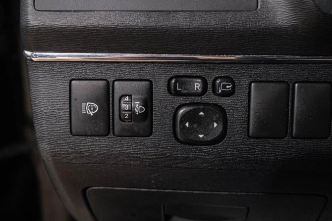 Toyota Avensis III с пробегом 2010 года, цена 1 149 000 рублей, 248000 км, седан, Автокод Объявления