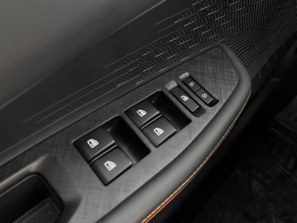 Changan UNI-V I с пробегом 2023 года, цена 2 299 900 рублей, 14797 км, лифтбек, Автокод Объявления