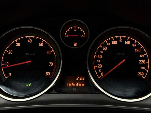 Opel Astra H Рестайлинг с пробегом 2011 года, цена 485 000 рублей, 185331 км, седан, Автокод Объявления