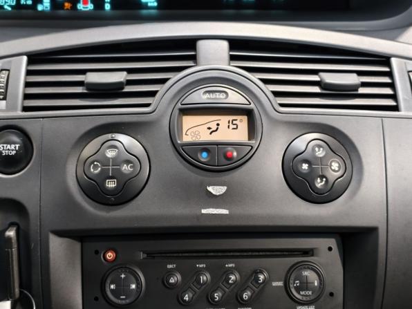Renault Scenic II Рестайлинг с пробегом 2007 года, цена 485 000 рублей, 124655 км, компактвэн, Автокод Объявления